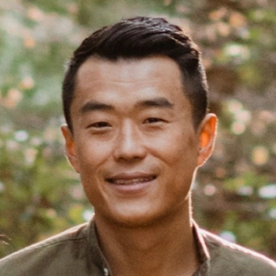 Jisi Guo
