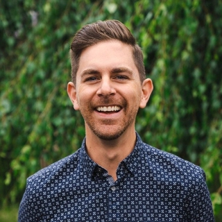 Josh Arnold