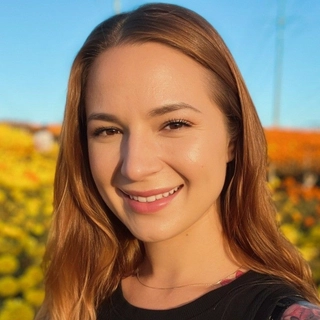 Julia Brushett