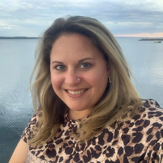 Julie Hamlin Weitzel