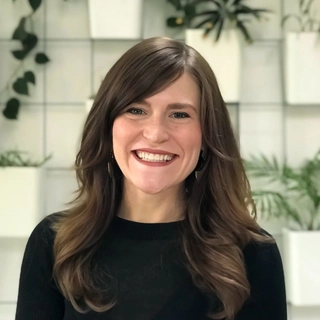 Julie Kazanjian