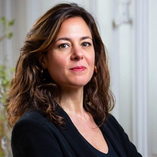 Julie L'Hotel Delhoume