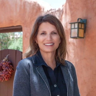 Julie Mcginnis