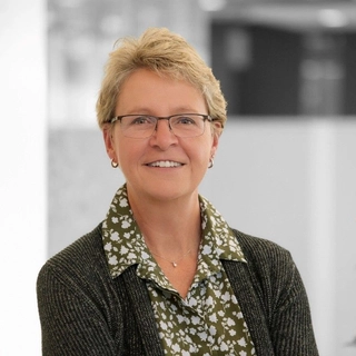 Julie Reiter