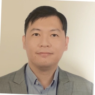 Julius Albin Lim