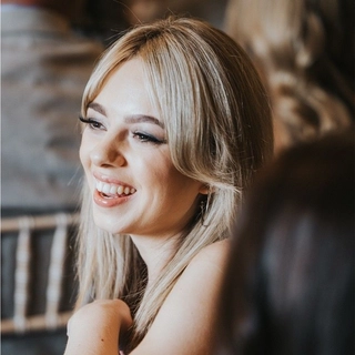 Kairon - Leona Flowers