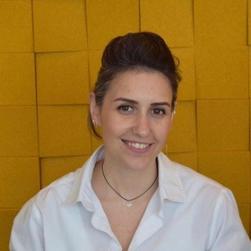 Karin Fauster-Zvuluni