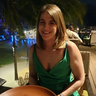 Laura Fuller-Khairul