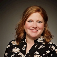 Lauren Glanville Post