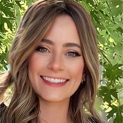 Lauren Rennolds