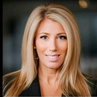 Lauren (Siegel) Macy