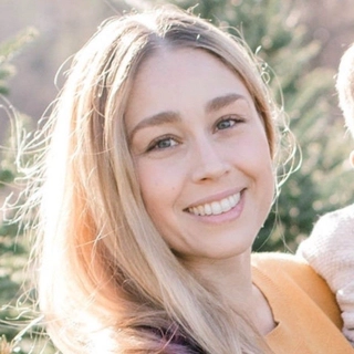 Lindsay Ucci Ritzenthaler