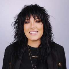 Lisa Holmes