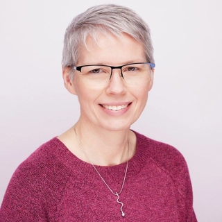 Lisa S.