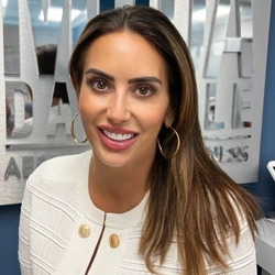 Lisa Santuccio-Aaronson