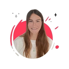 Lola de Monasterio (she/her)