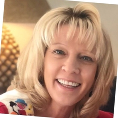 Lori Ellis