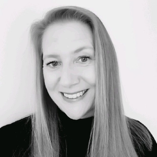 Lorna Hearne McIm Cmktr