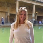 Louise Knight