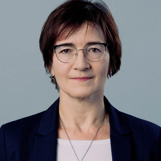 Lucia Dauer
