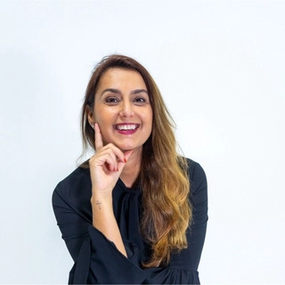 Luciana Segantin Lopes