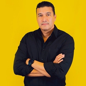 Luis Estrada