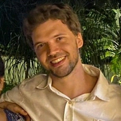 Luis Gustavo Guidelli Revolti