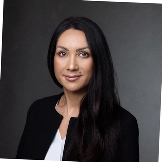 Lyn Cheung Ll.b. Fcg