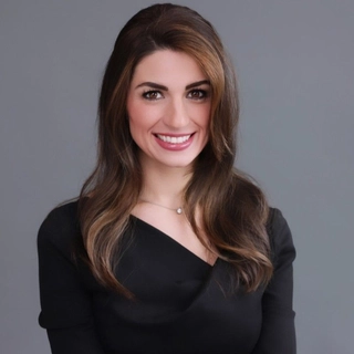 Mae Salehi