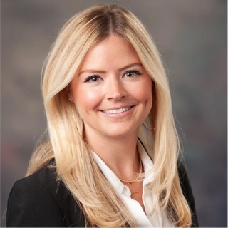 Maggie Adams (Ausburn)