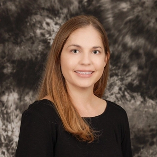 Maggie Valenzuela Murray