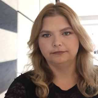 Manager of Hcv Shellie Rowe