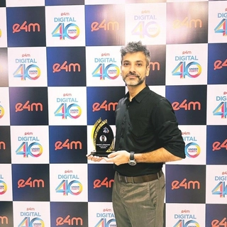 Manish V. Dhanwani
