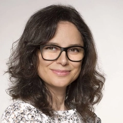 Maria F. Lucas