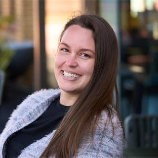 McKenna West (Maxwell)