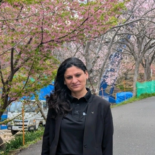 Meenakshi Sumeet Arya