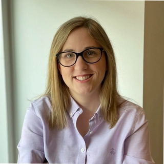 Meghan Schubert (Hogarth)