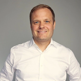 Michael Young Nielsen