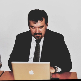 Miguel L. Alhambra E.