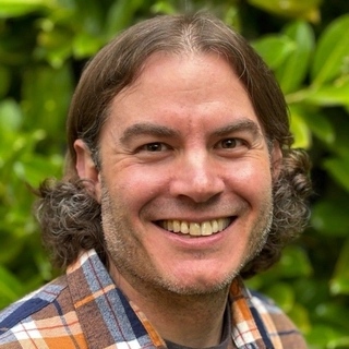 Mike Sefanov