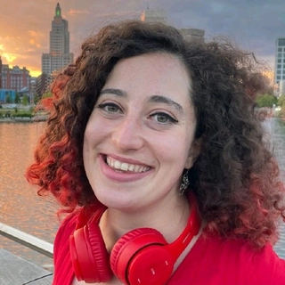 Miriam Ross