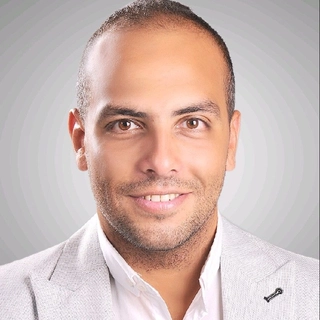 Mo'Men Saif