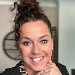Monique de Jonge
