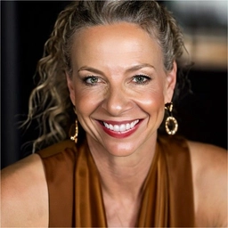 Nadine Leary