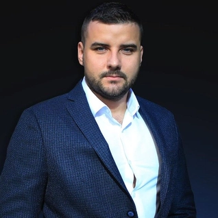 Nick Vuchev