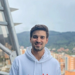 Nicolás Uribe Cadena