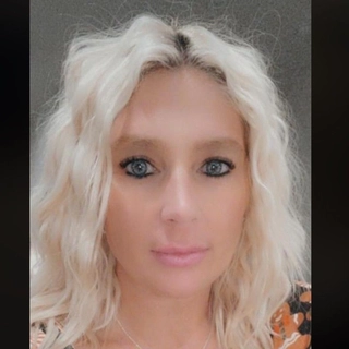 Nicole Esposito Canalichio