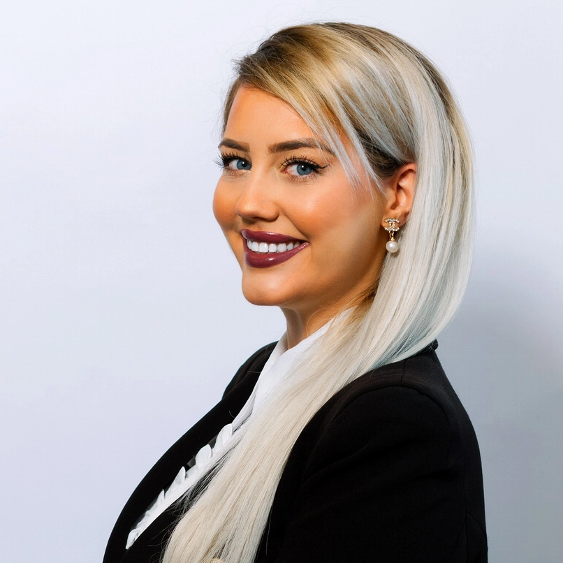 Nicole Nina Nakonczy