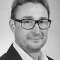 Niels Schneider