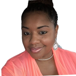 Nikki W.
